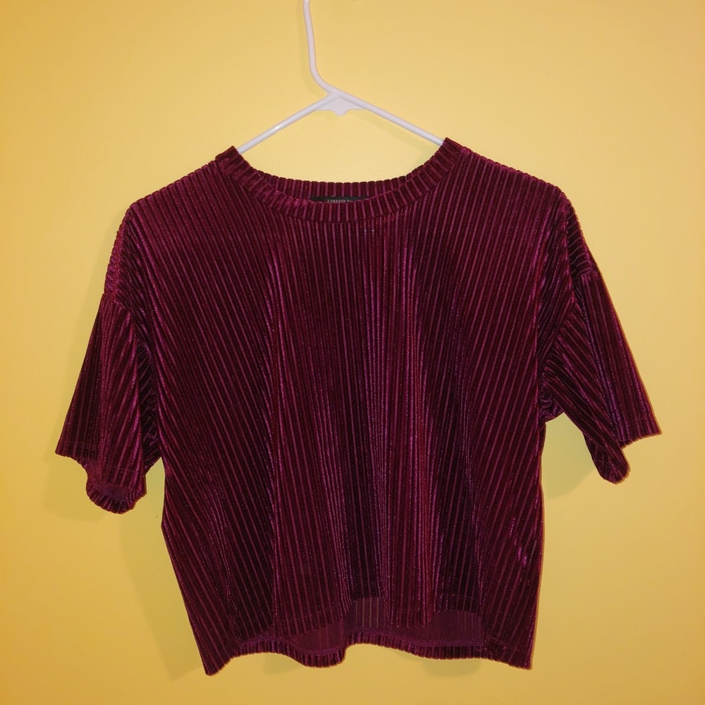 Forever 21 T-Shirt